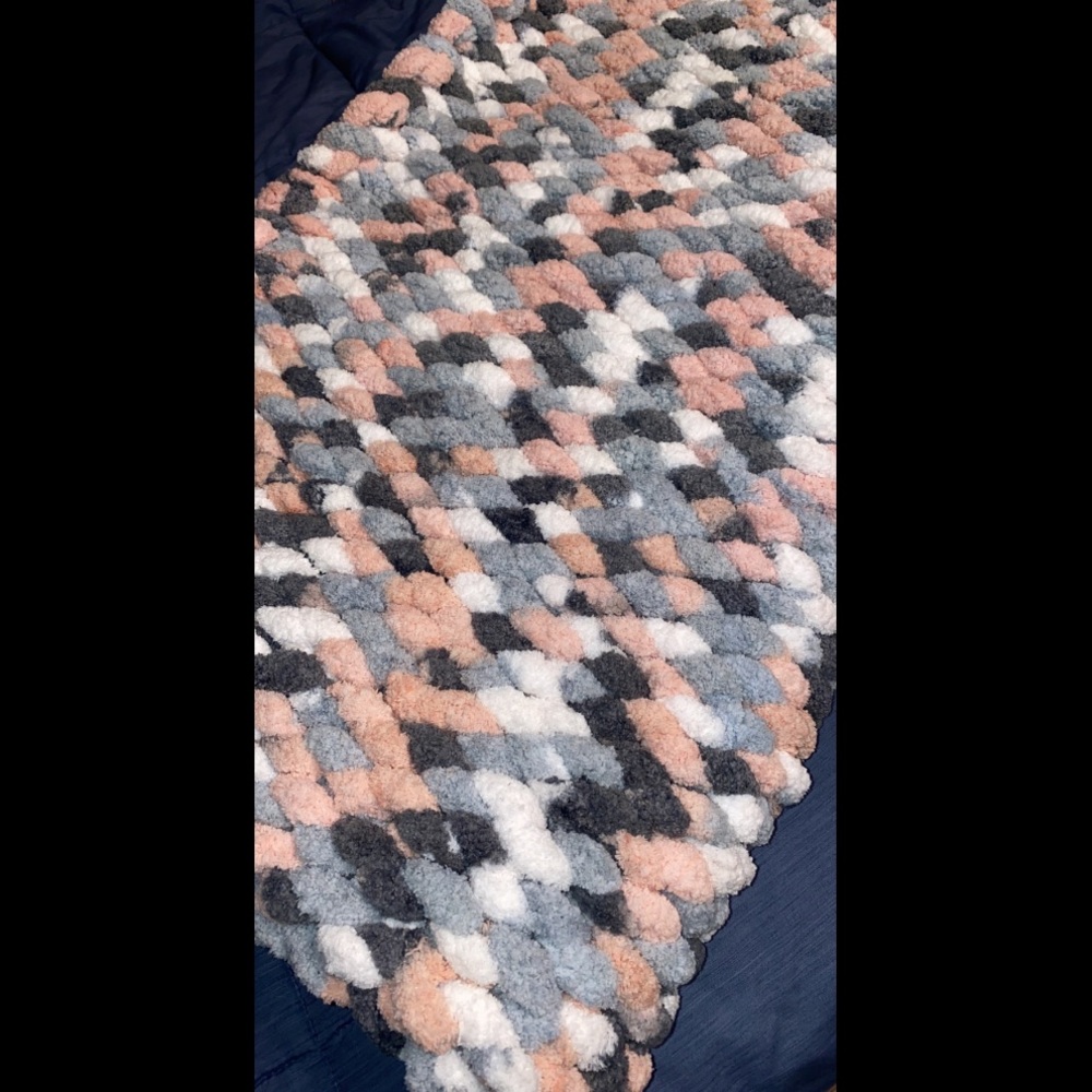 Chunky Knit Throw